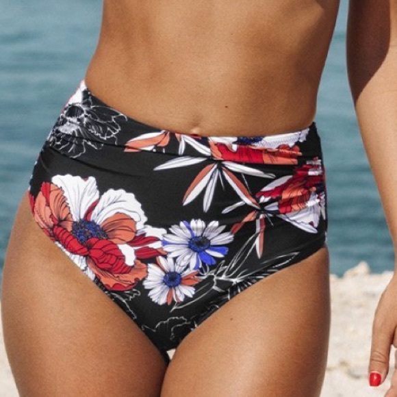 Delaney Bikini Bottoms - Picture 1 of 4